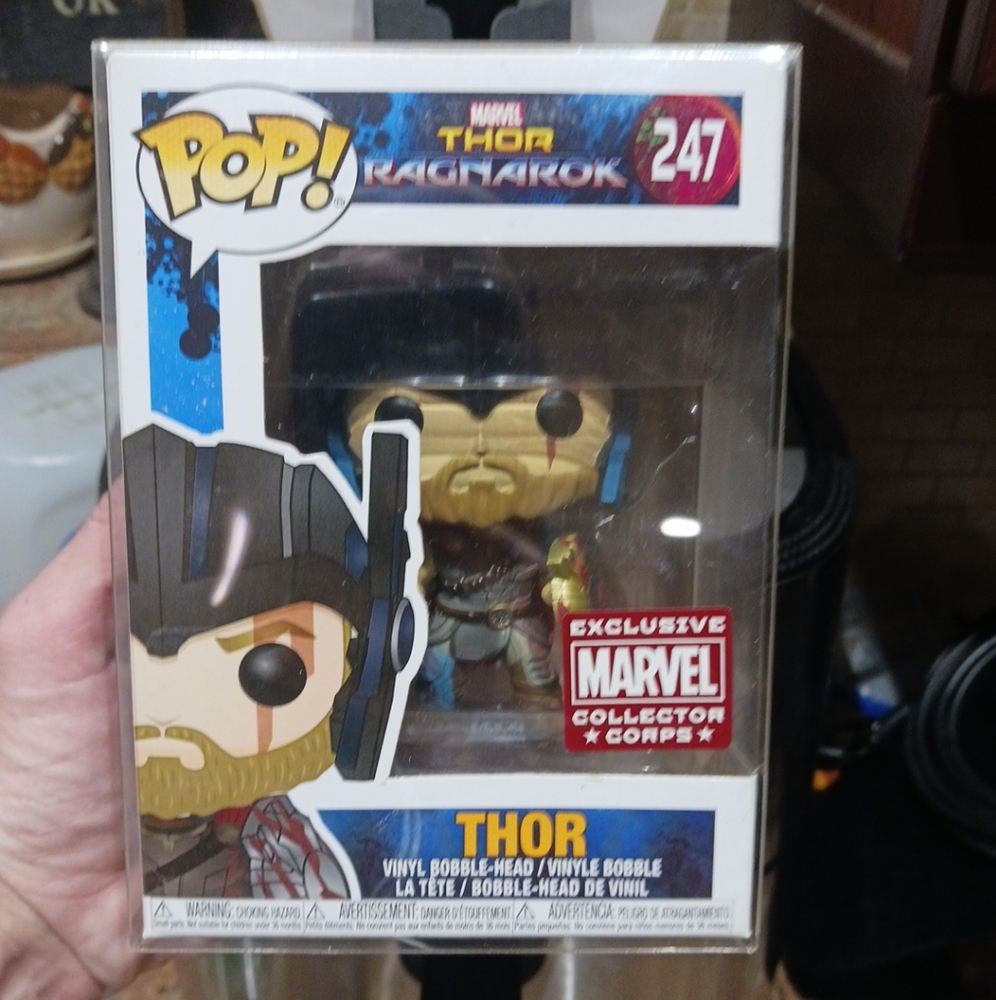Funko Pop! Marvel Thor Ragnarok Thor #247 Collector Corps Exclusive Vaulted